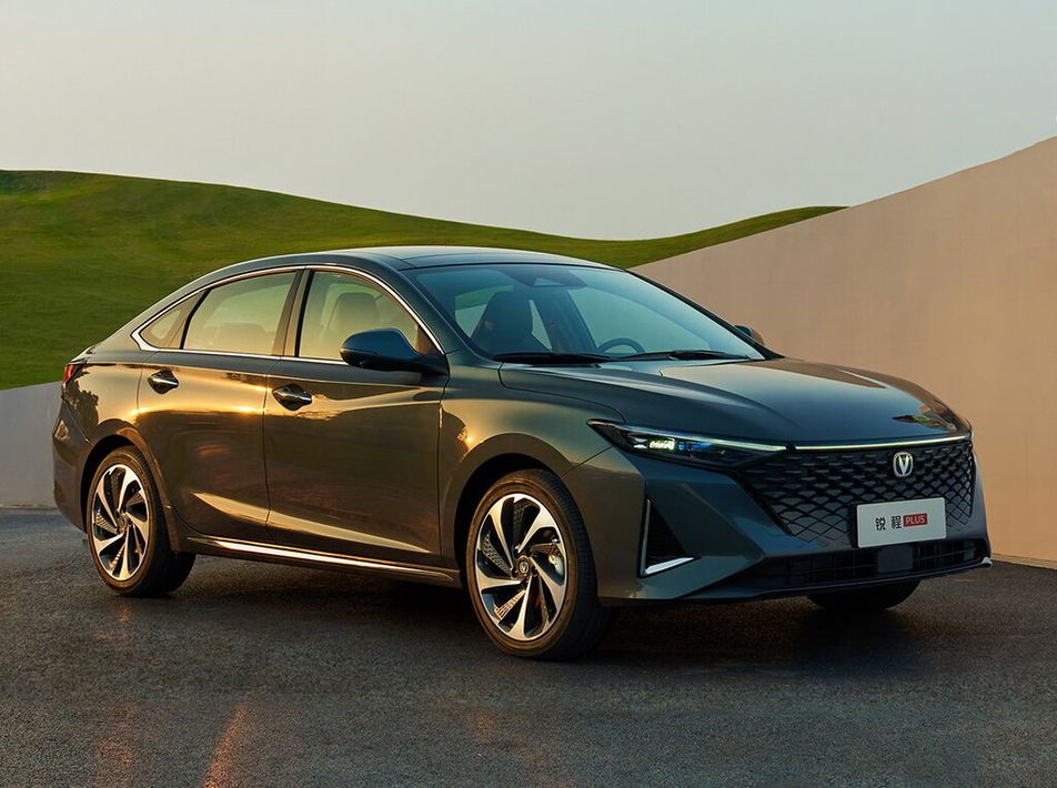 Changan Raeton Plus Spezifikationen und Ausstattung - amsteuer.de