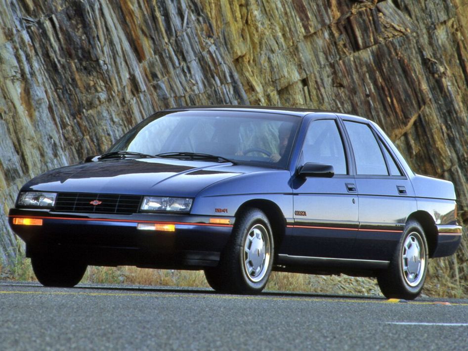 Chevrolet Corsica Spezifikationen und Ausstattung - amsteuer.de