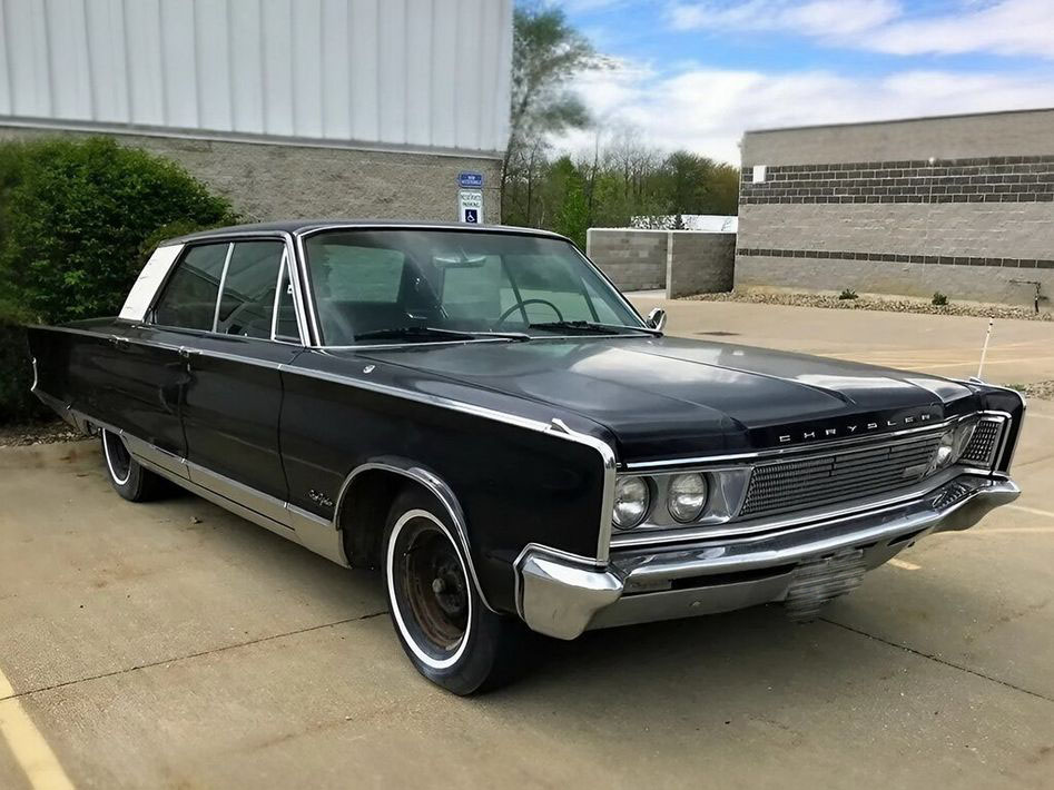 Chrysler New-Yorker BC3-H Spezifikationen und Ausstattung - amsteuer.de