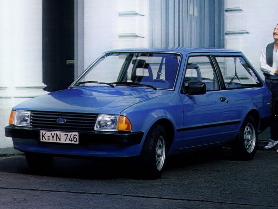 Ford Escort Spezifikationen und Ausstattung - amsteuer.de