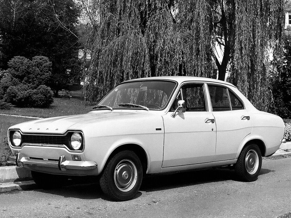 Ford Escort Spezifikationen und Ausstattung - amsteuer.de