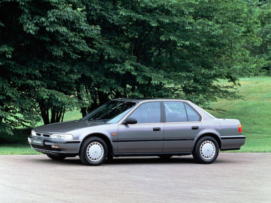 Honda Accord CB Spezifikationen und Ausstattung - amsteuer.de