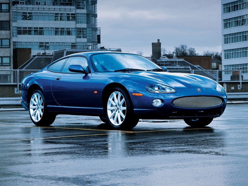 Jaguar XK X100 Spezifikationen und Ausstattung - amsteuer.de