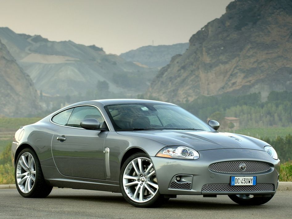 Jaguar XK X150 Spezifikationen und Ausstattung - amsteuer.de