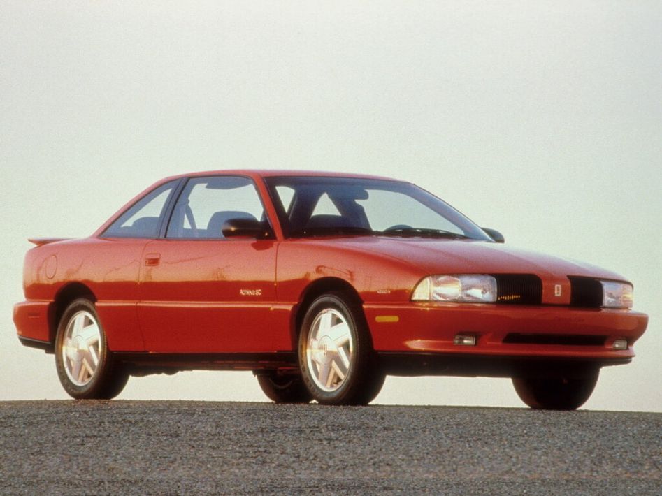 Oldsmobile Achieva Spezifikationen und Ausstattung - amsteuer.de
