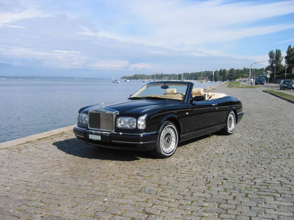 Rolls-Royce Corniche Spezifikationen und Ausstattung - amsteuer.de
