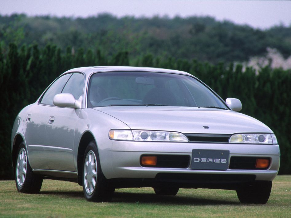 Toyota Corolla Ceres Spezifikationen und Ausstattung - amsteuer.de