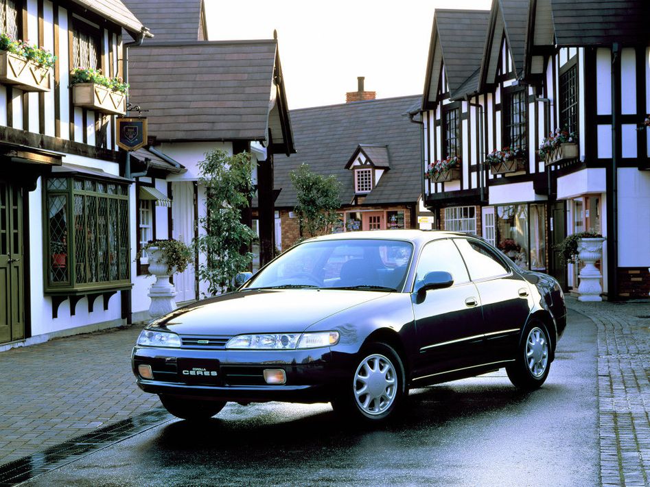 Toyota Corolla Ceres Spezifikationen und Ausstattung - amsteuer.de