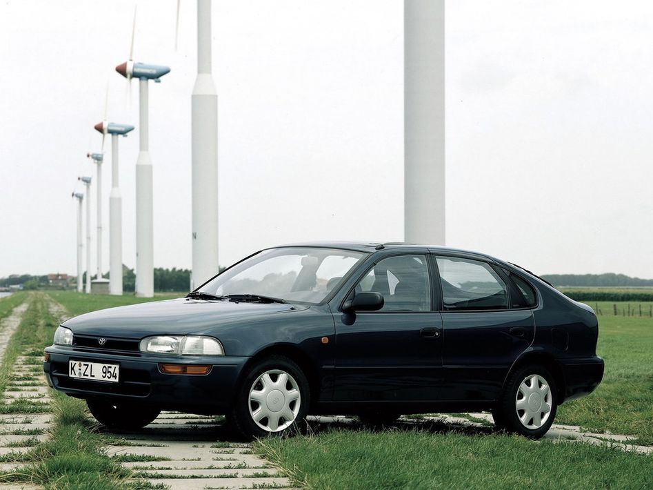 Toyota Corolla E100 Spezifikationen und Ausstattung - amsteuer.de