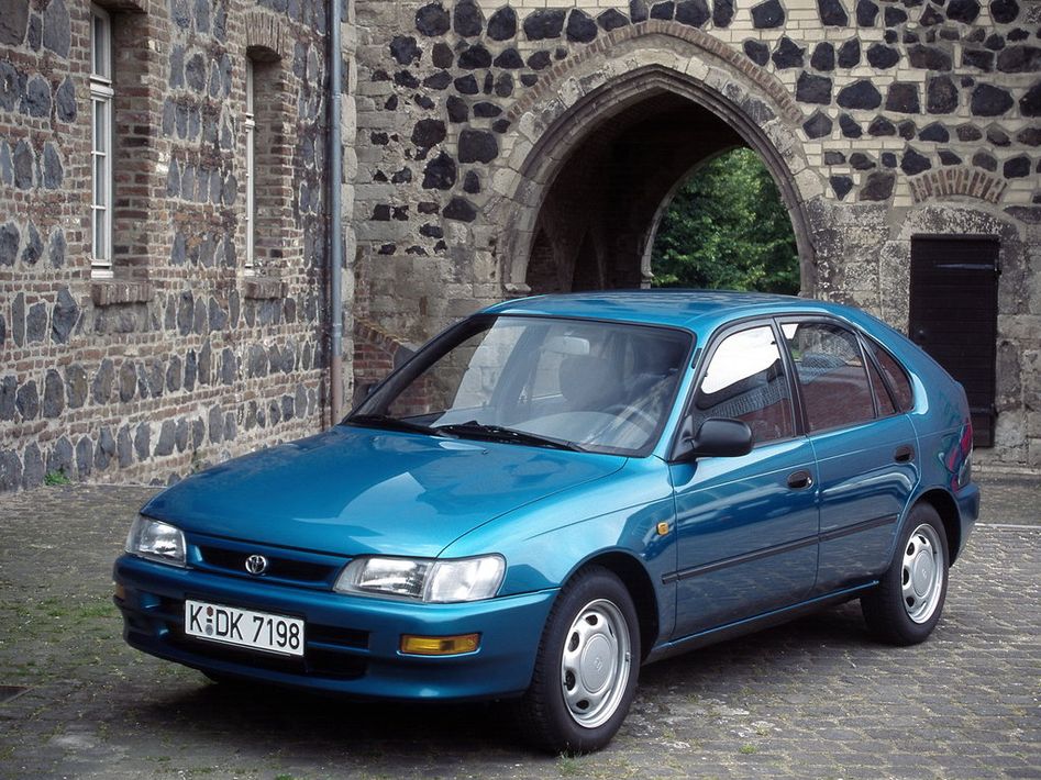Toyota Corolla E100 Spezifikationen und Ausstattung - amsteuer.de
