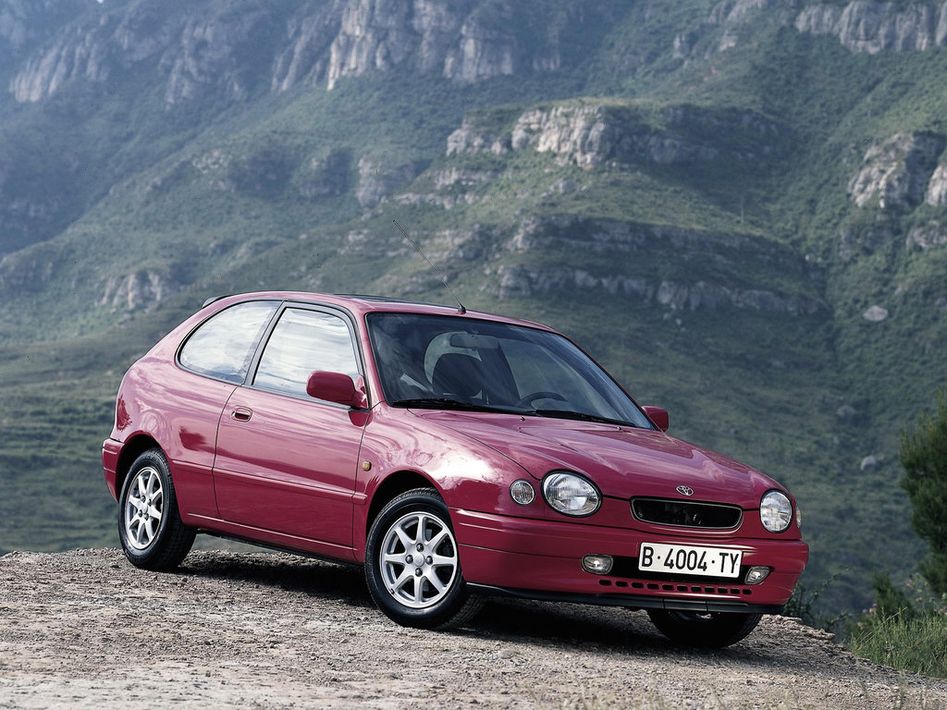 Toyota Corolla E110 Spezifikationen und Ausstattung - amsteuer.de