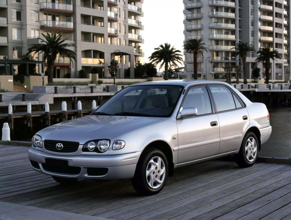 Toyota Corolla E110 Spezifikationen und Ausstattung - amsteuer.de