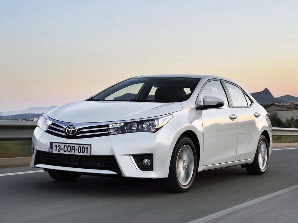 Toyota Corolla E180 Spezifikationen und Ausstattung - amsteuer.de