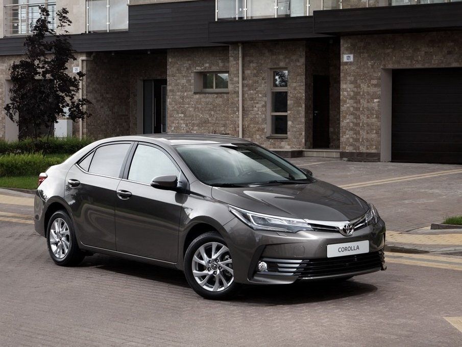 Toyota Corolla E180 Spezifikationen und Ausstattung - amsteuer.de