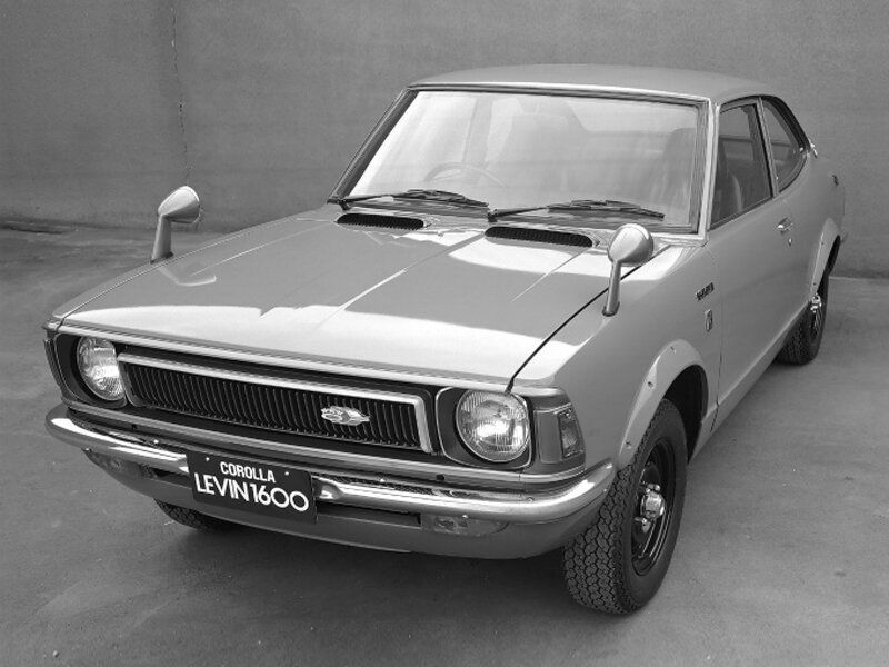 Toyota Corolla E20 Spezifikationen und Ausstattung - amsteuer.de