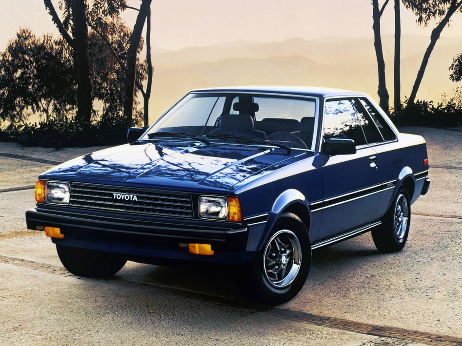 Toyota Corolla E70 Spezifikationen und Ausstattung - amsteuer.de