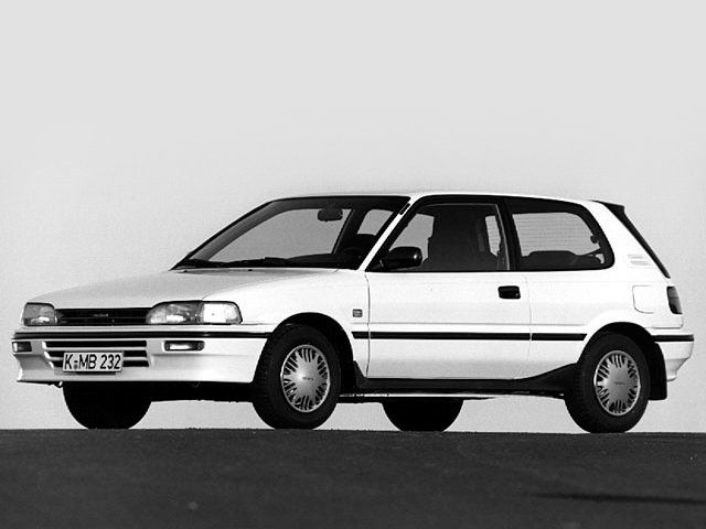 Toyota Corolla E90 Spezifikationen und Ausstattung - amsteuer.de