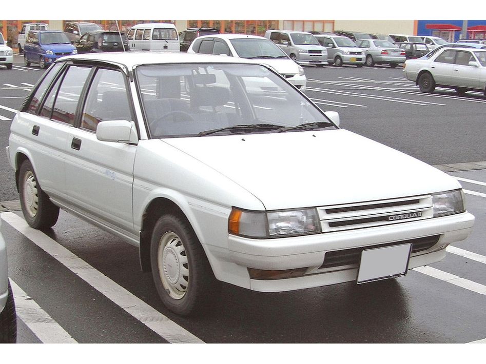 Toyota Corolla II Spezifikationen und Ausstattung - amsteuer.de