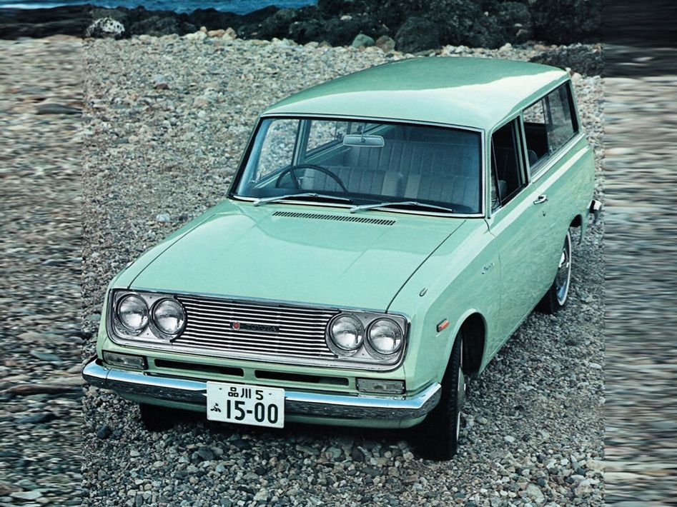 Toyota Corona Spezifikationen und Ausstattung - amsteuer.de