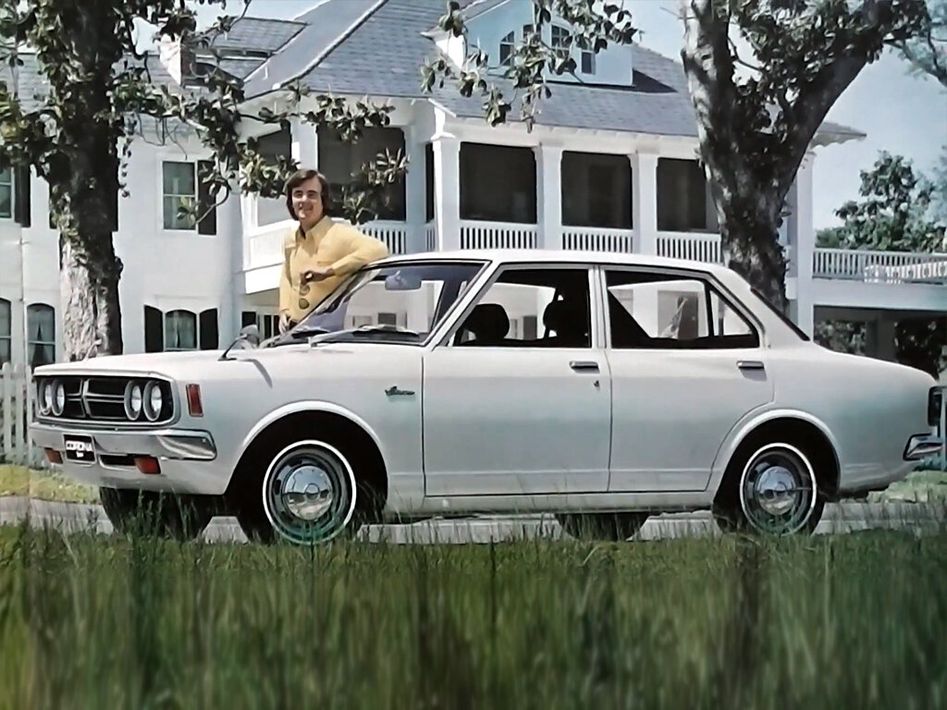 Toyota Corona T80 Spezifikationen und Ausstattung - amsteuer.de