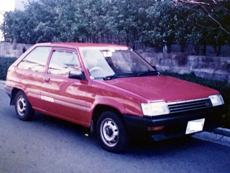 Toyota Corsa L20 Spezifikationen und Ausstattung - amsteuer.de
