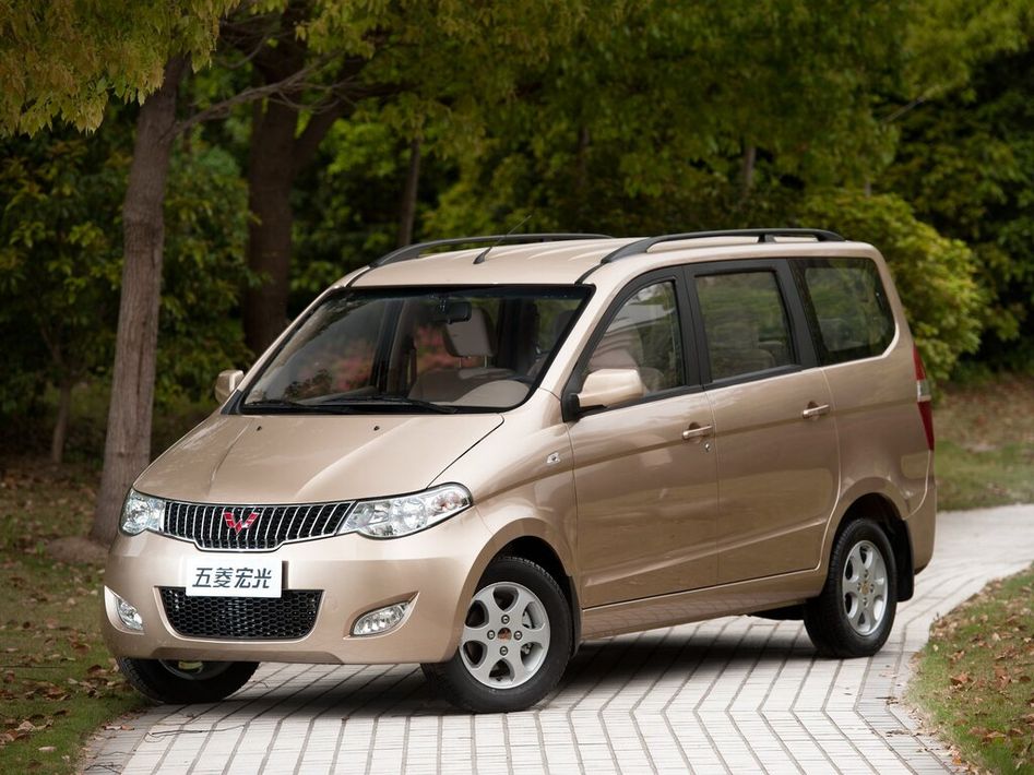 Wuling Hongguang Spezifikationen und Ausstattung - amsteuer.de