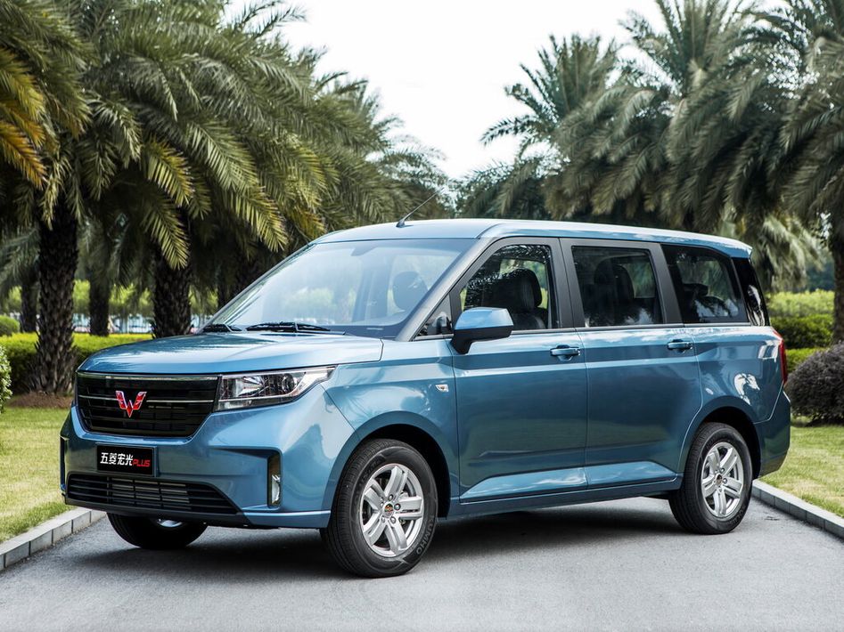 Wuling Hongguang Plus Spezifikationen und Ausstattung - amsteuer.de